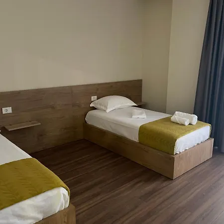 Ale Investa Hospitality * تيرانا