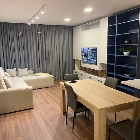 Ale Investa Hospitality * تيرانا