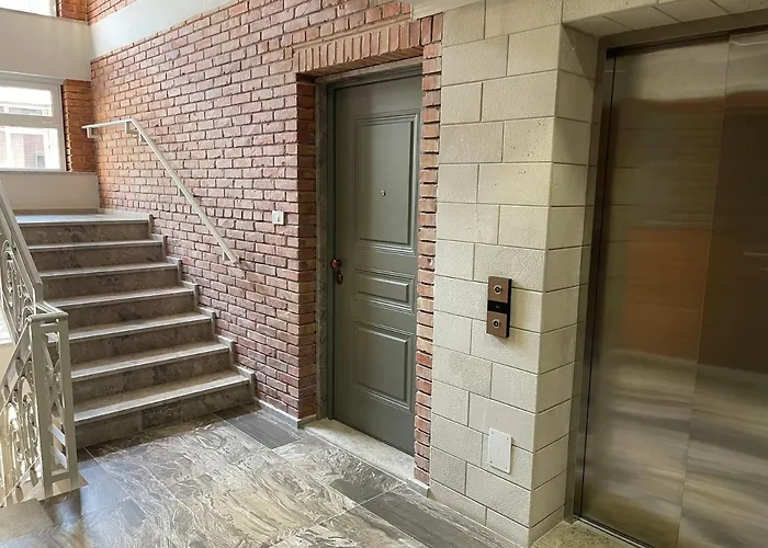 Ale Investa Hospitality アパート ティラナ